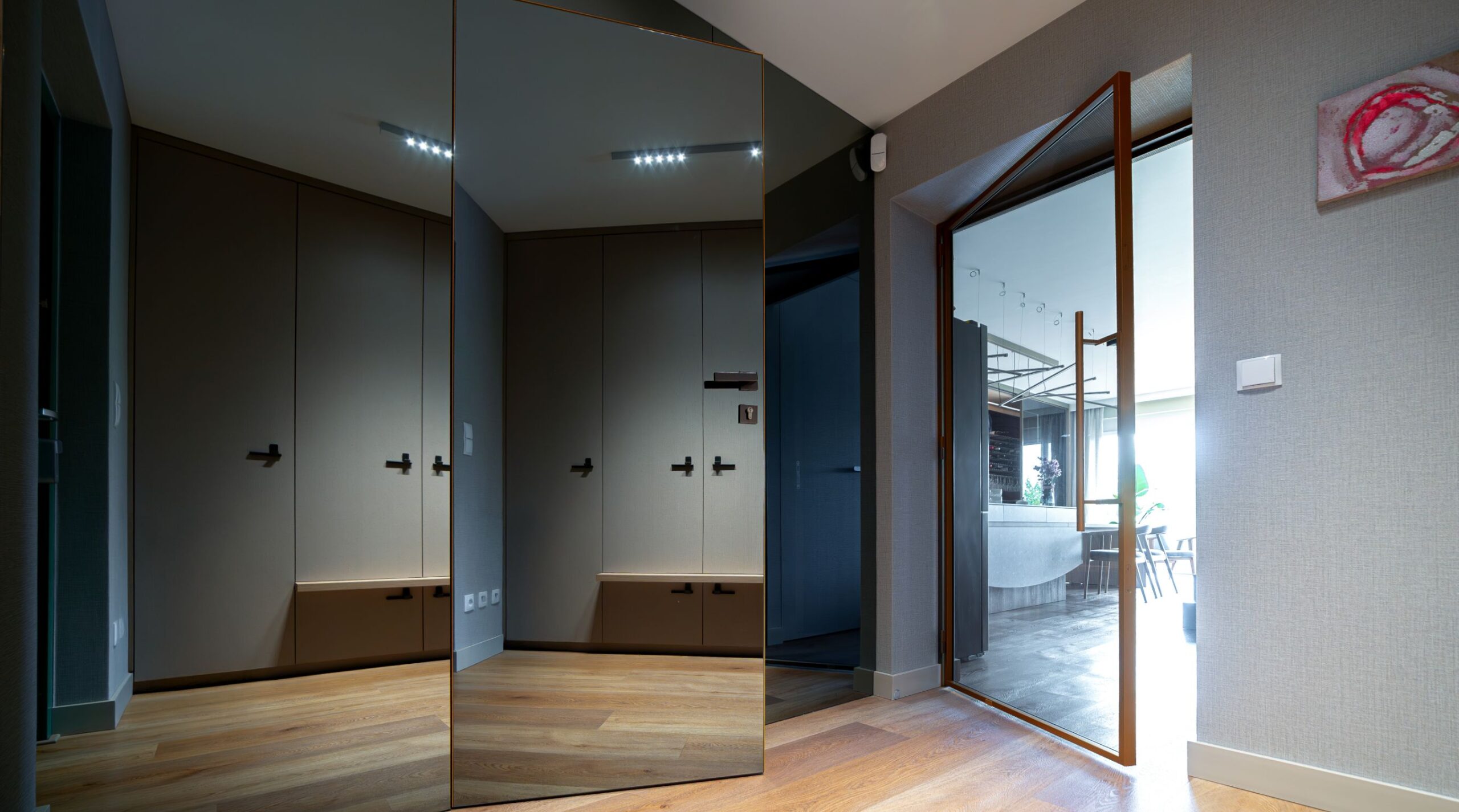 Smartwall Smartwall Mirror – Intiri – Drzwi ukryte